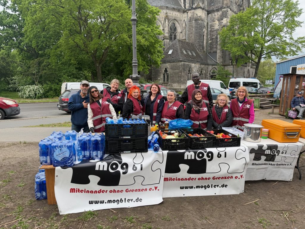 Das EinTopf-Team von mog61 am Südstern